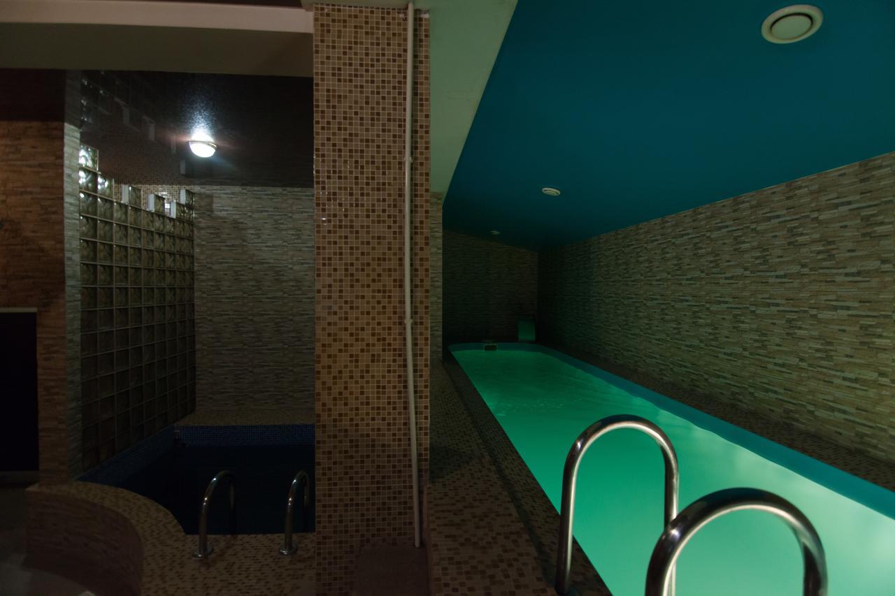 Hotel Prietenia Bender Eksteriør bilde